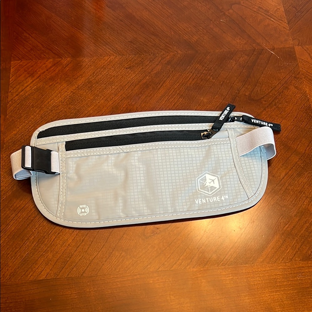 Sleek Gray and Black Money Belt
